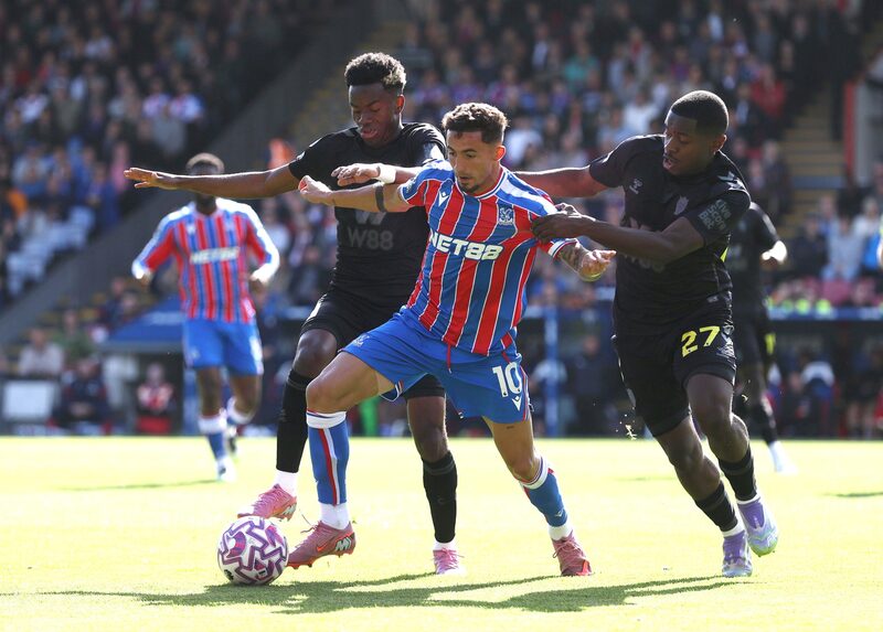 Crystal Palace vs Lech Poznan - Đại Bàng tung cánh