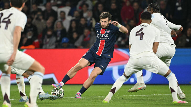PSG vs Aston Villa - Sức ép của nhà vô địch Champions League