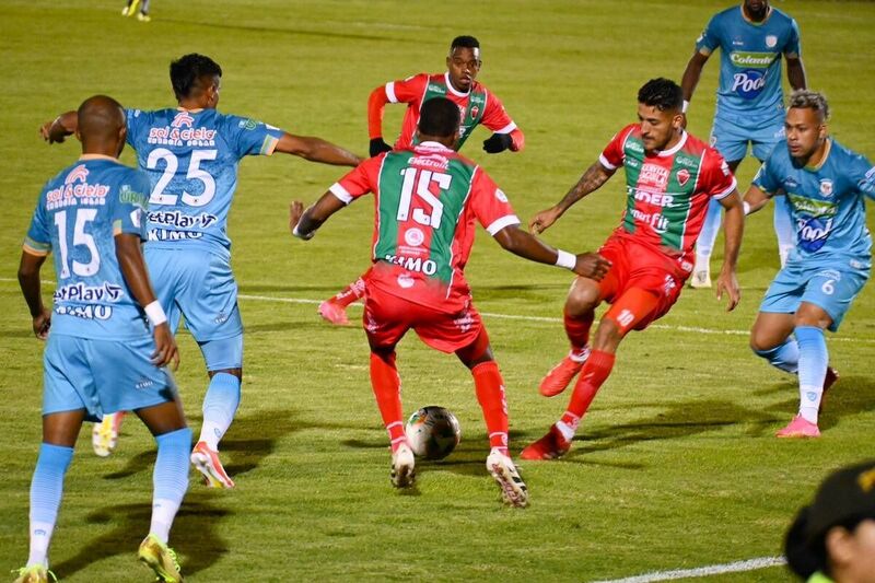 Cordoba vs Atletico Nacional - Thắng lợi ngày ra quân