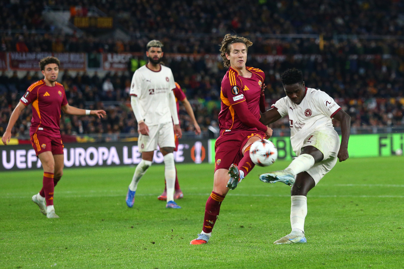 Lecce vs AS Roma - Mang 3 điểm về thủ đô